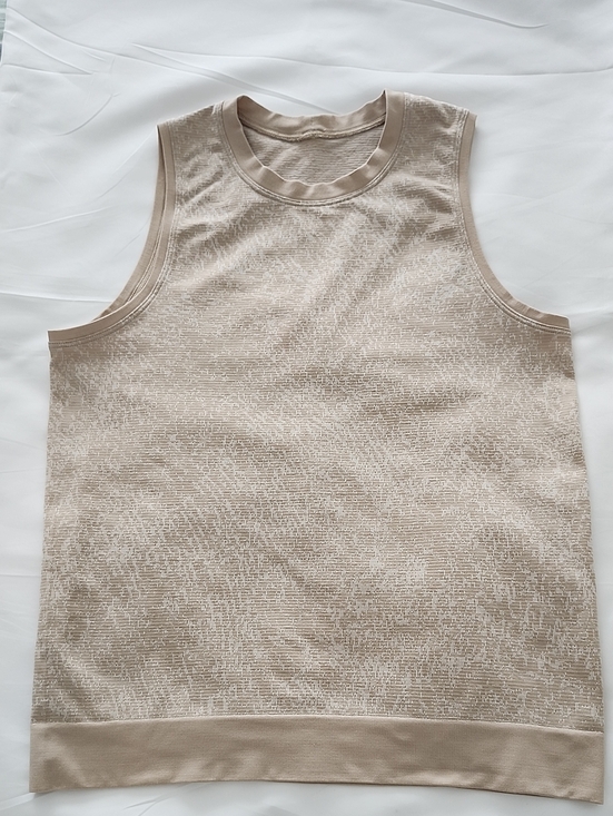 lululemon athletica Tops - LULULEMON athletica Beige Textured Sleeveless Tank